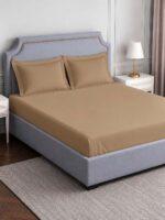 Sleeping Owls Solids 210TC 100% Cotton Plain Super King Bedsheet with 2 pillow Covers