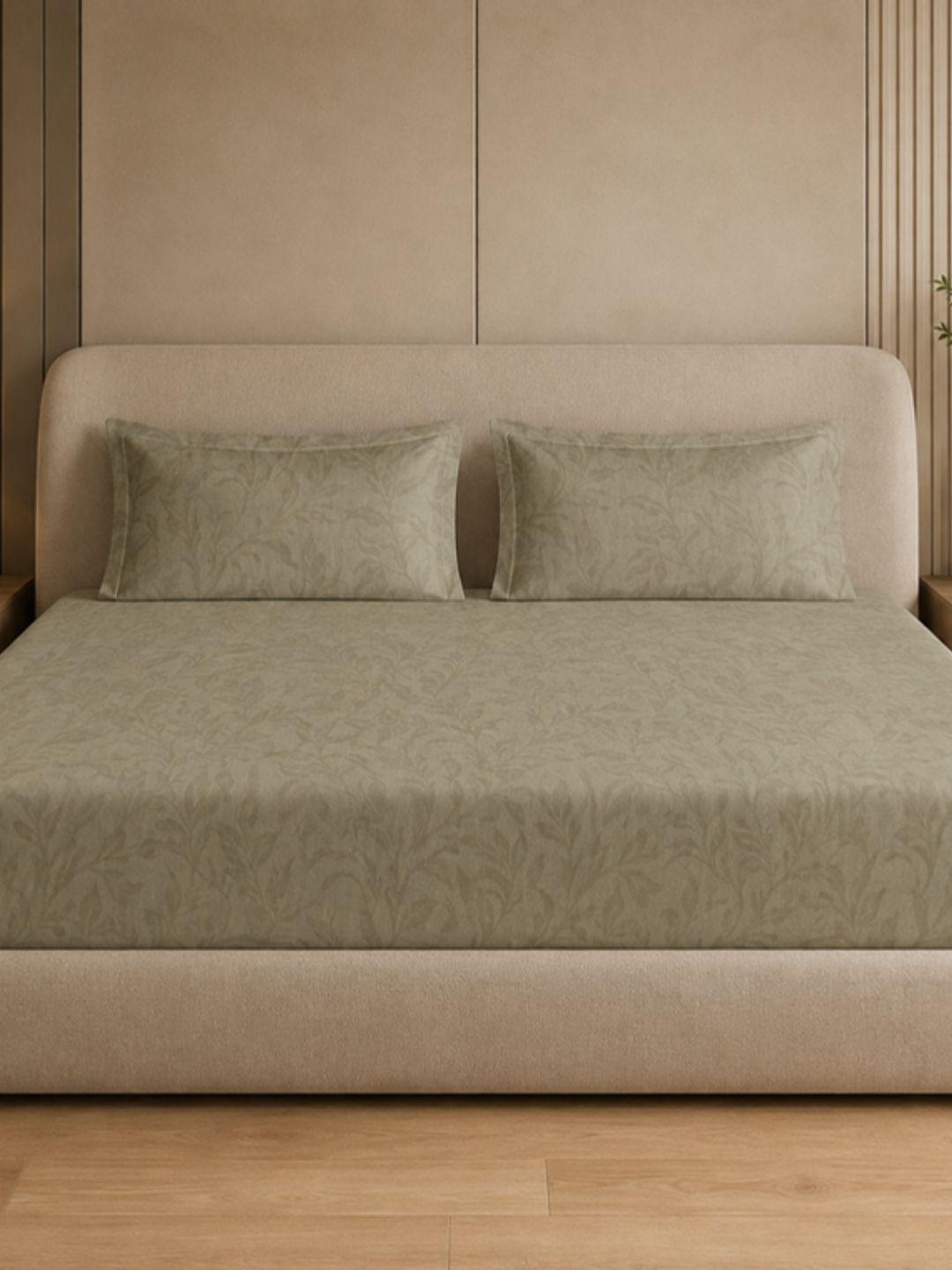Sleeping Owls 100% Soft Mercerized Cotton Royal Luxe Jacquard Weave 300TC Super King Bedsheet With 2 Piping Pillow Covers Sleeping Owls 100% Soft Mercerized Cotton Royal Luxe Jacquard Weave 300TC Super King Bedsheet With 2 Piping Pillow Covers
