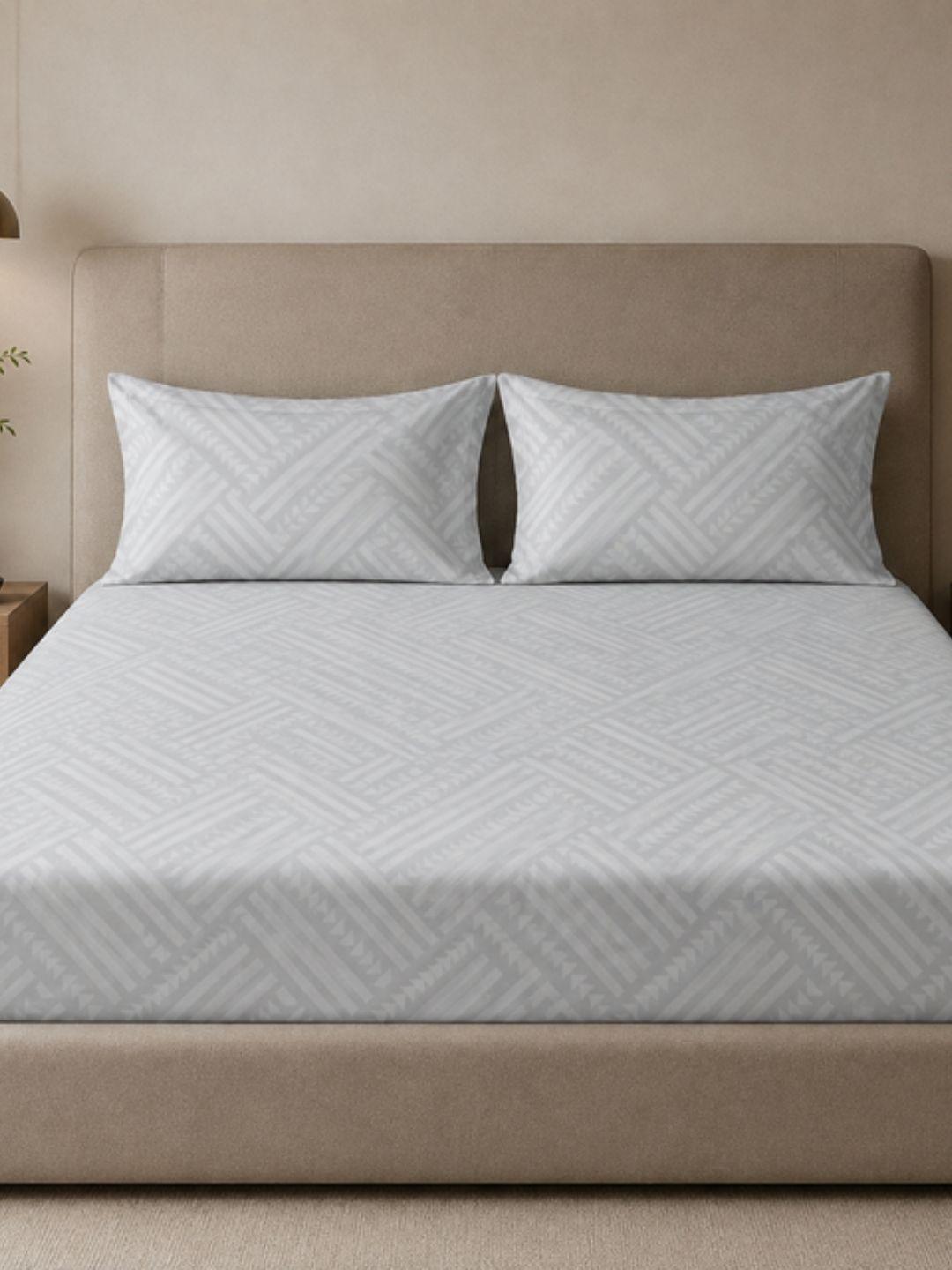 Sleeping Owls 100% Soft Mercerized Cotton Royal Luxe Jacquard Weave 300TC Super King Bedsheet With 2 Piping Pillow Covers Sleeping Owls 100% Soft Mercerized Cotton Royal Luxe Jacquard Weave 300TC Super King Bedsheet With 2 Piping Pillow Covers